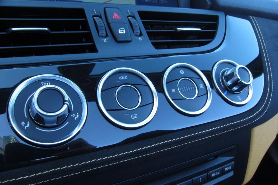  BMW Z4 sDrive 2.8i 2012 года  (фото 13 из 43)